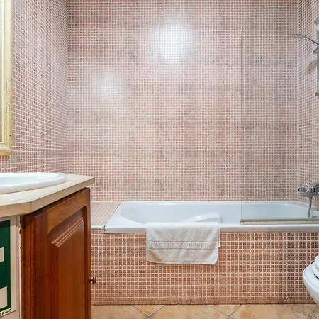 Wonderful Flats With Pool By Host Wise Albufeira