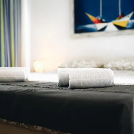 Wonderful Flats With Pool By Host Wise Apartment *