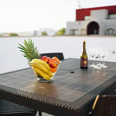 Wonderful Flats With Pool By Host Wise * البوفيرا