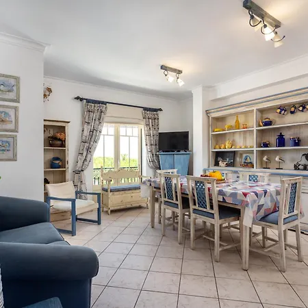 Wonderful Flats With Pool By Host Wise * Albufeira